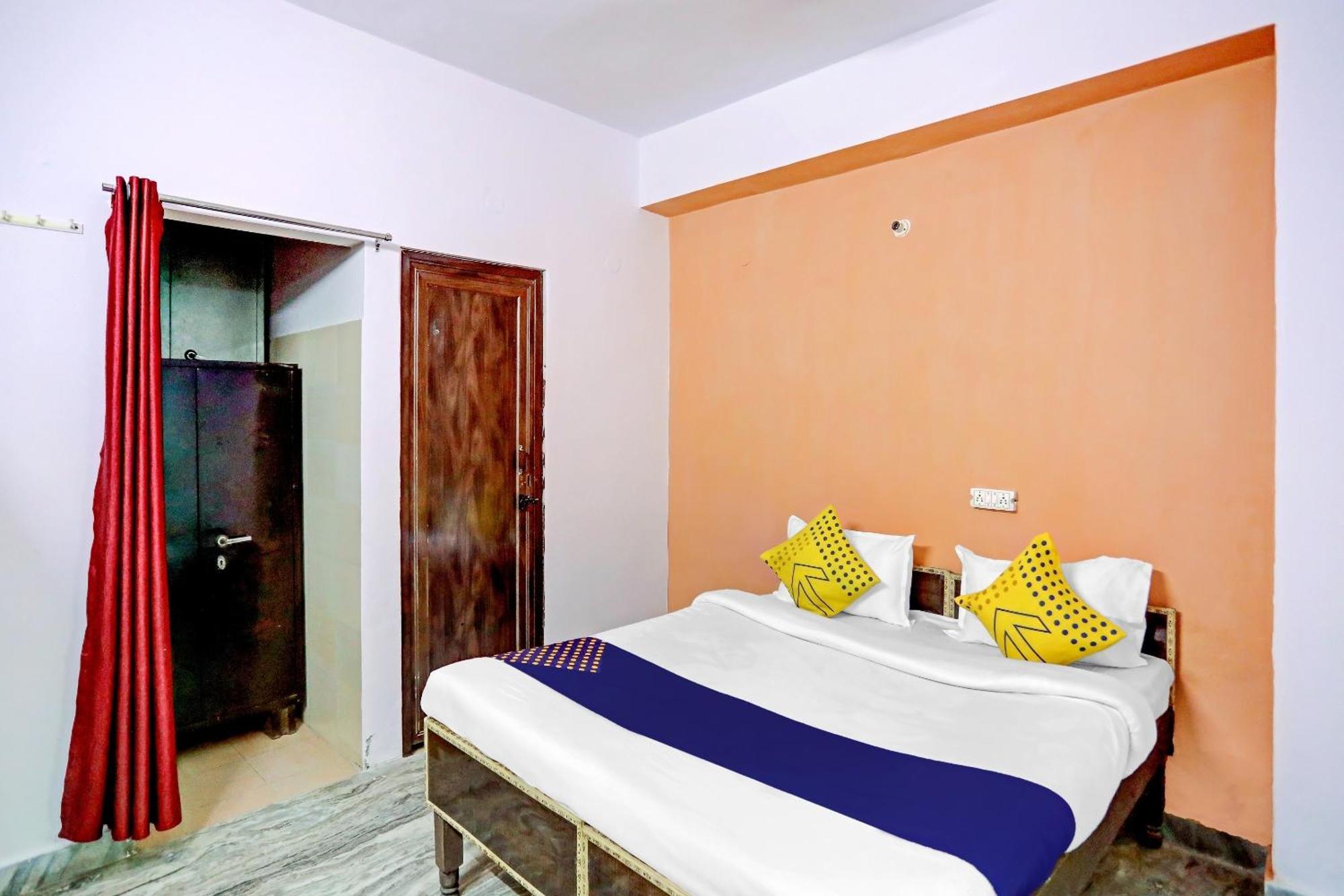 Spot On Raj Hotel Vip Near Worlds Of Wonder Kalkaji Devi Екстер'єр фото